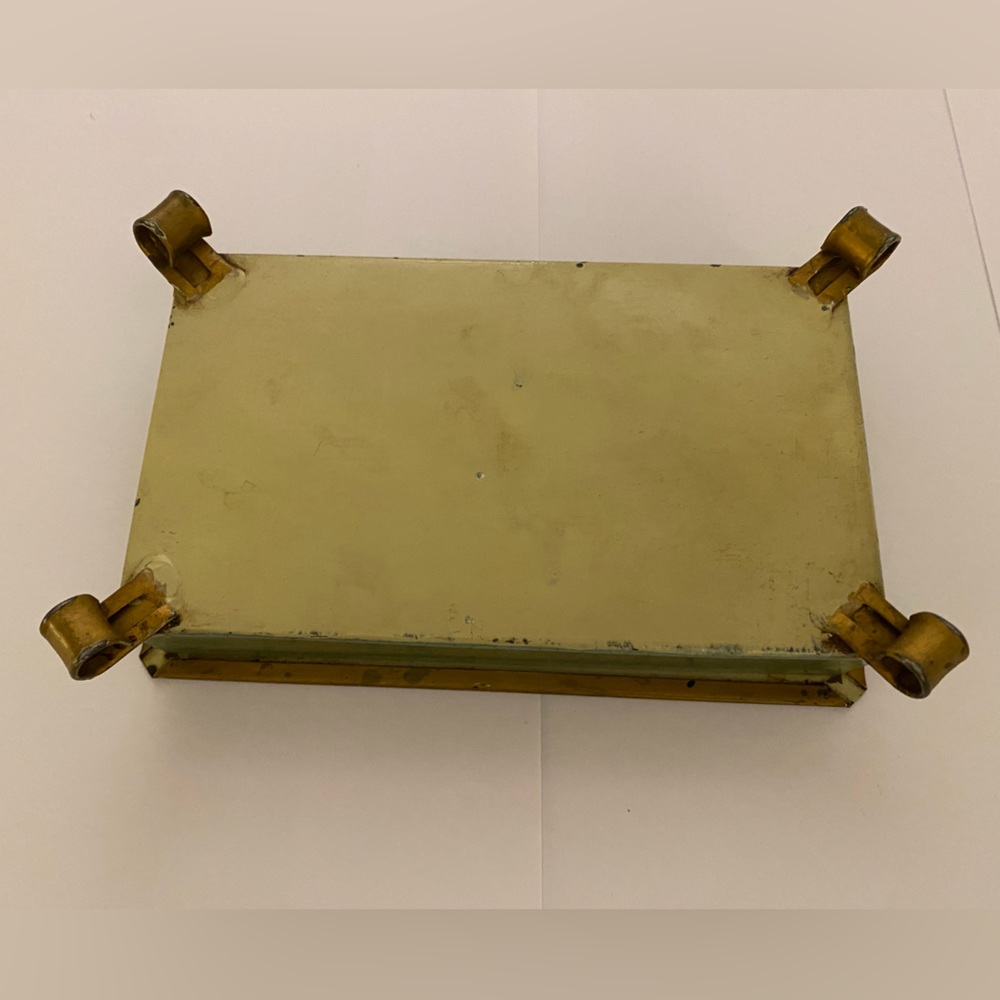 Vintage Dutch Toleware Metal Cigarette Box on Feet - Picture 11 of 16